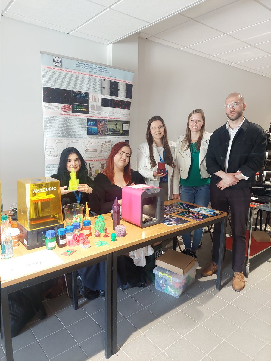 Today, together with the #OrtylPhotoLab team @JoannaOrtyl @KatarzynaStarz5 @AgnieszkaSyslo @PatrycjaSroda @NiezgodaPawel we are participating in the #Science and Art Festival as part of the Invention Day organized by INTECH PK.
We are presenting new resins for #3D printing 🎉🎊