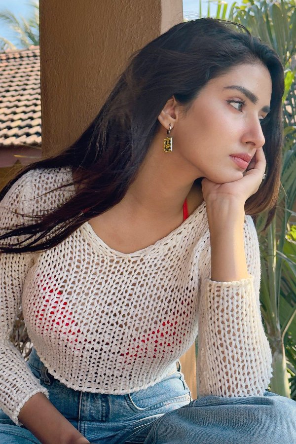 GNs35D1WwAAoCmk?format=jpg&name=900x900