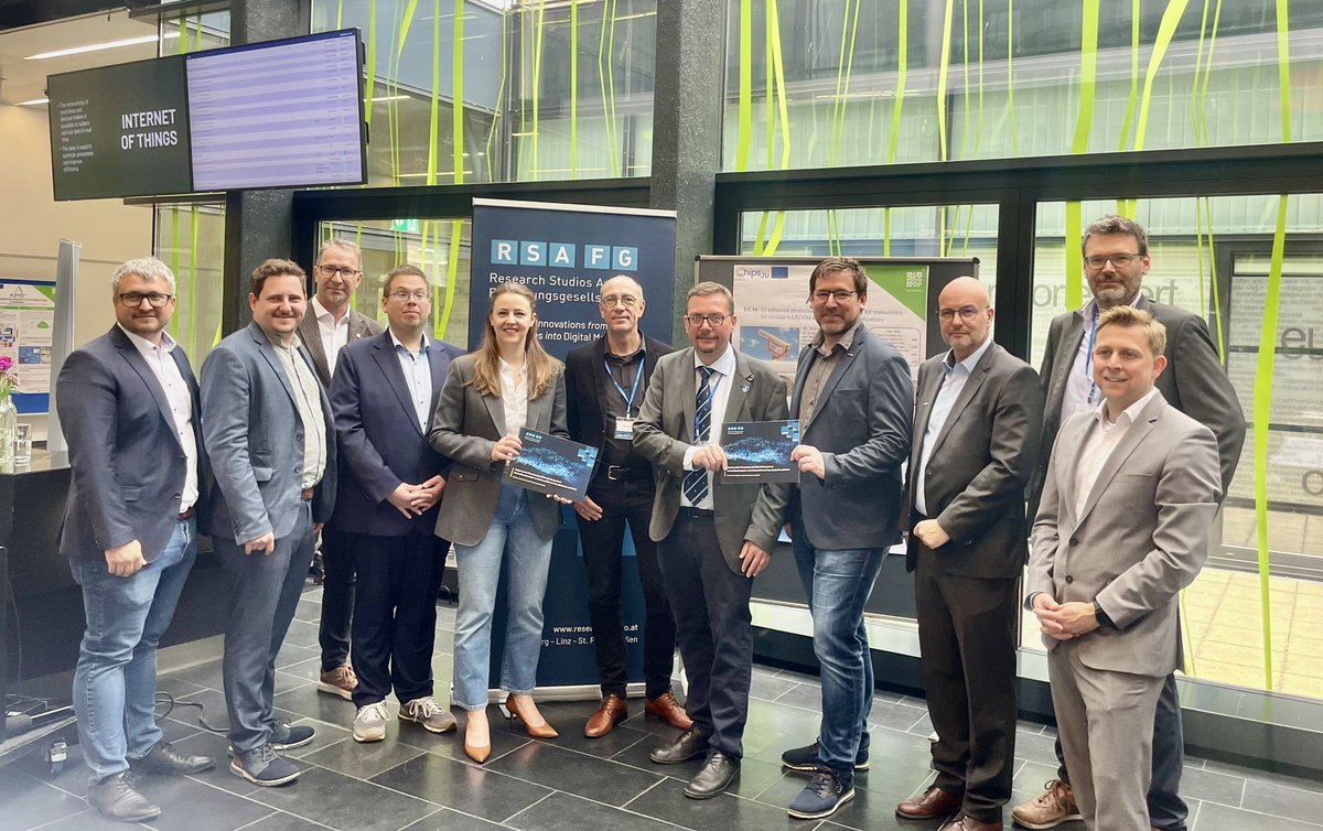 ✅Great opening of DIGITECH Corner 2024 @ Research Studios Austria Forschungsgesellschaft mbH  FH! 

👏We are excited to start the guided poster tour! 
Stay turned to see the latest highlights 💫
#AIMS50 @Chips_JU #innovation