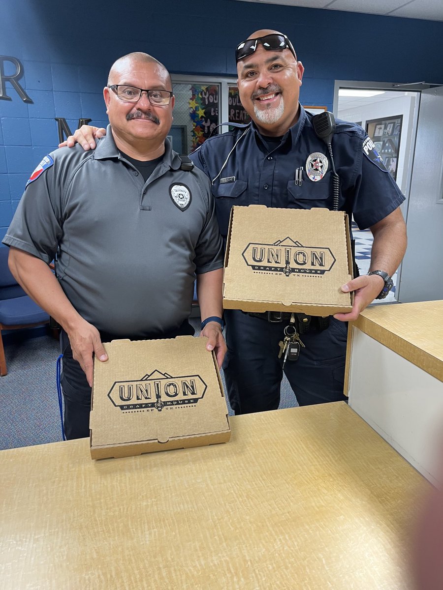 Thank you for all you do to keep our Generals safe! Happy National Police Officers week! Enjoy!🍕🥳