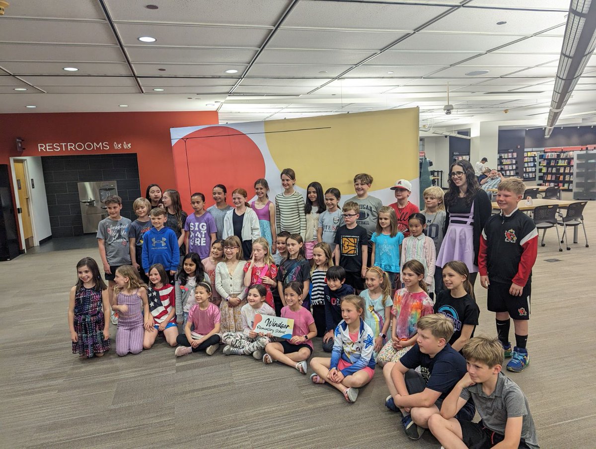 Congrats to the Windsor Wildcats that had their art displayed at the art show!