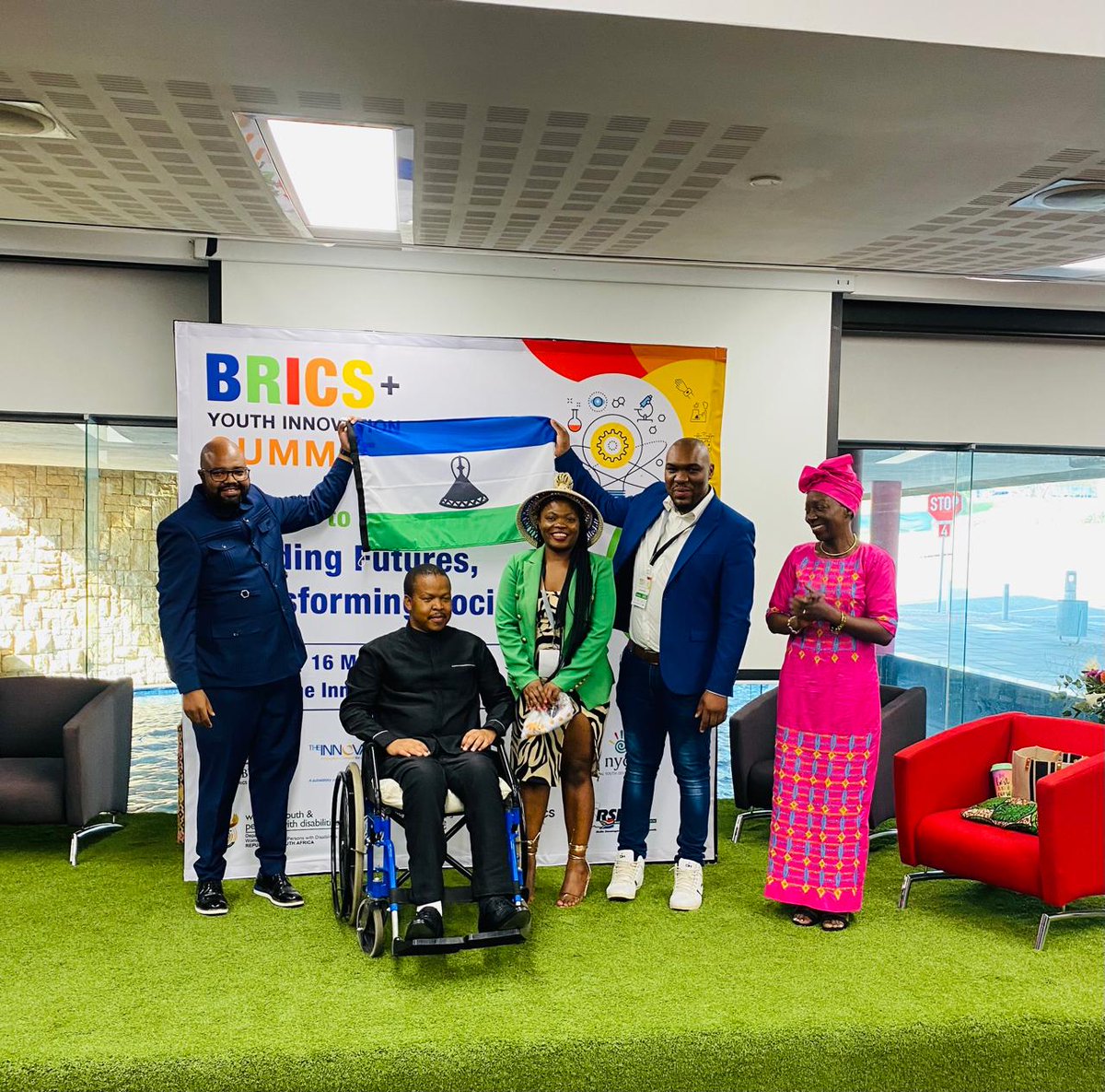 Lesotho shines at the BRICS+ Youth Summit in South Africa! 🏆 Nthomeng Leuta secures 1st place for Sustainable Development, and Selloane Motsamai wins 2nd place in Green Innovation for Inclusive Innovation. 🌍✨ #BRICS2024 #SustainableDevelopment #GreenInnovation #LesothoPride