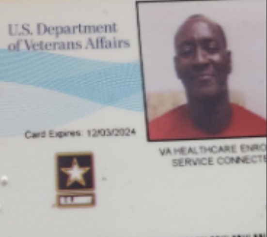EVICTION MISSION
#StPetersburg #FL

Army vet Willie had lost the job he had, got assistance in getting a new 'part-time' job. Got behind on rent, and is in process of eviction.  He is 57 yrs old and since the government shut everybody down he has not been gainfully employed with