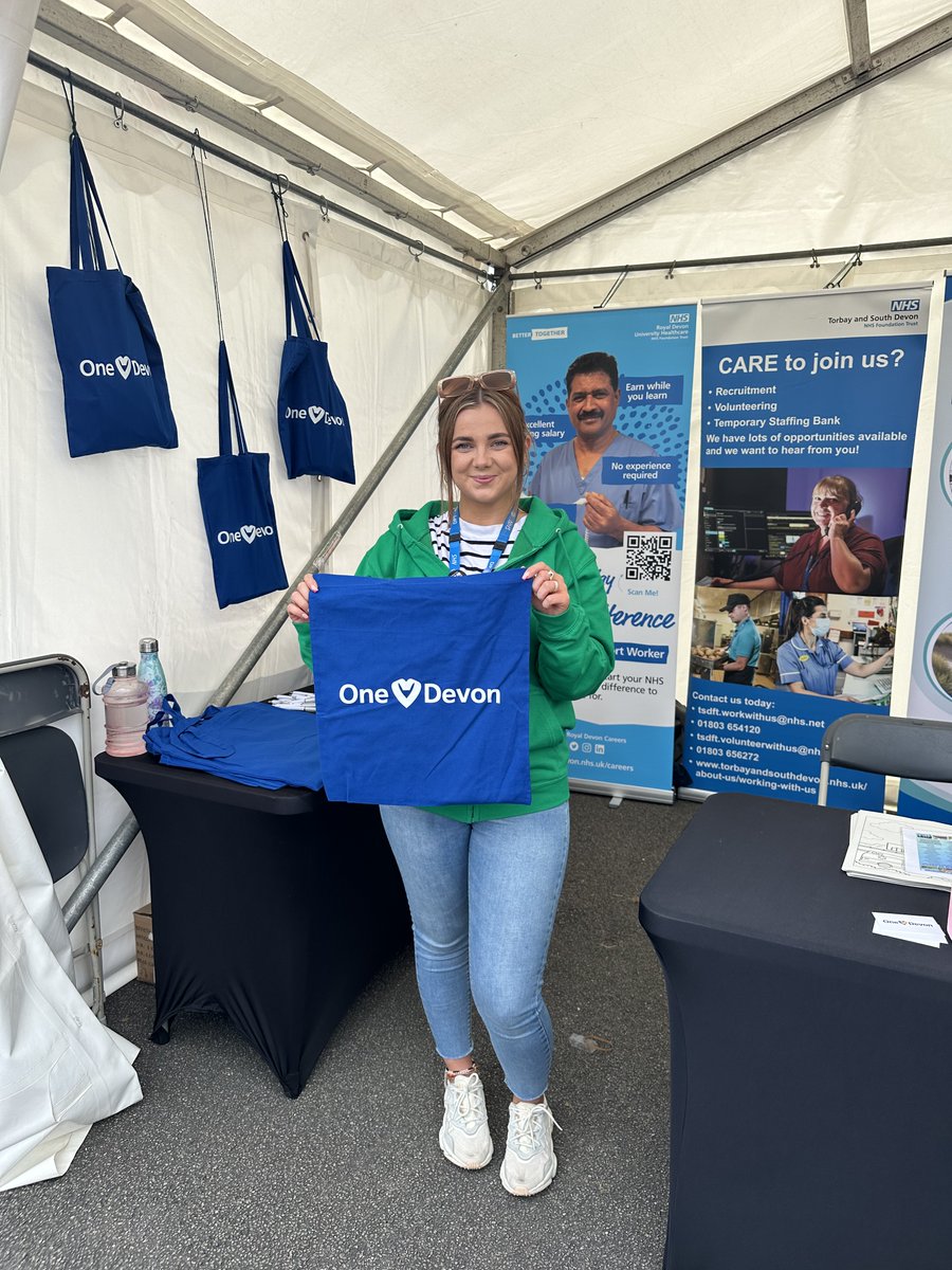 Would you like to know more about #NHScareers? Say hi to our colleague @finola_ellis who is @DevonCountyShow. Our recruitment team are on Stand 313, Road 8 for Careers in Health and Social Care with @ICSOneDevon and @DevonCC @DPT_Jobs #wearitgreen #MHAW #MentalHealthAwarenessWeek