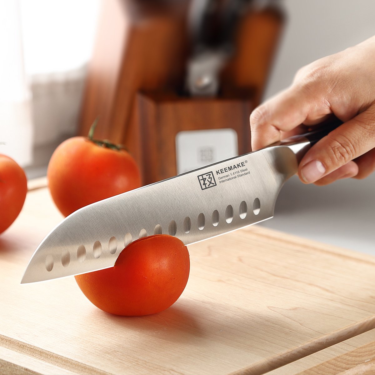 Precision and durability in one set! The KEEMAKE 8-Piece Knife Set features high-carbon German stainless steel blades and a stylish acacia wood block. Safe, convenient, and elegant! 🪵✨ #KEEMAKE #KnifeSet #KitchenStyle