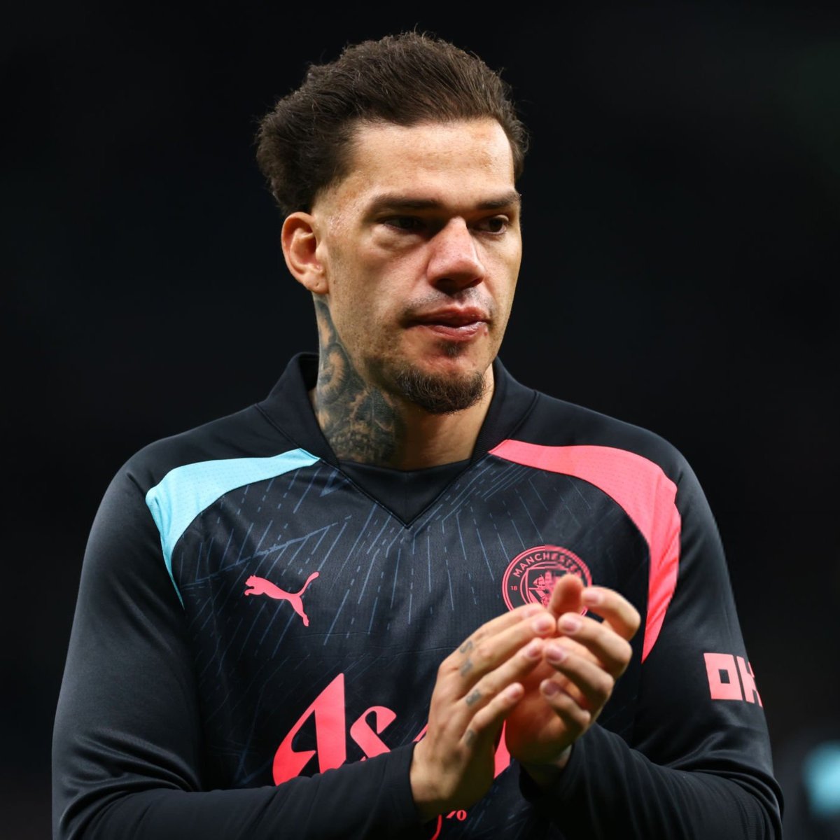 🚨 𝗕𝗥𝗘𝗔𝗞𝗜𝗡𝗚: Ederson is OUT of the rest of the season with a fractured eye socket! 🤕❌