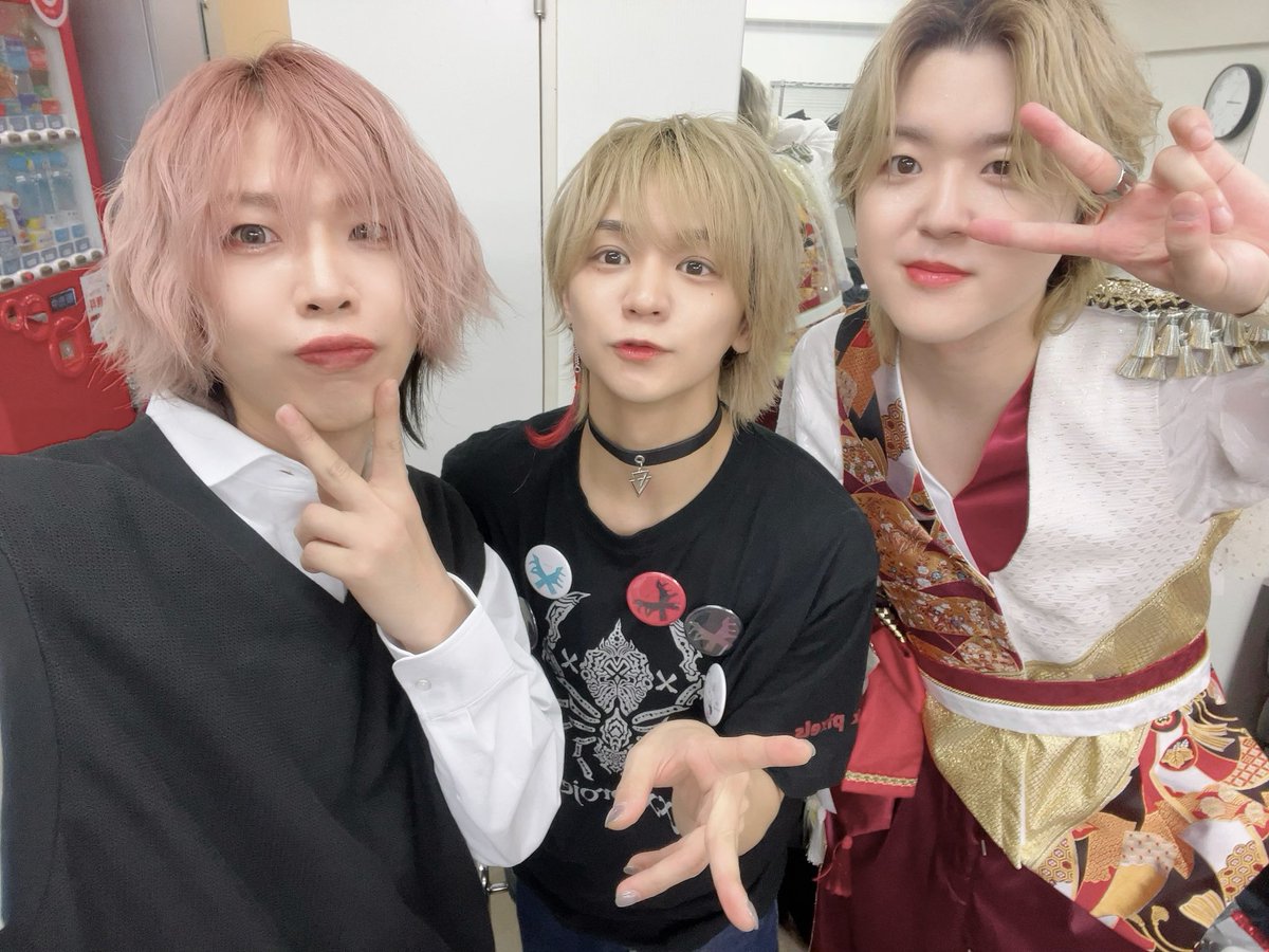 SLH_RYO's tweet photo. ニコこれありがとおおおおおおお！！！今日も楽しかった！！！！！！！

りょー✖️りょー✖️りょー
🩷⭐️🎋 https://t.co/DMlU31JZAu