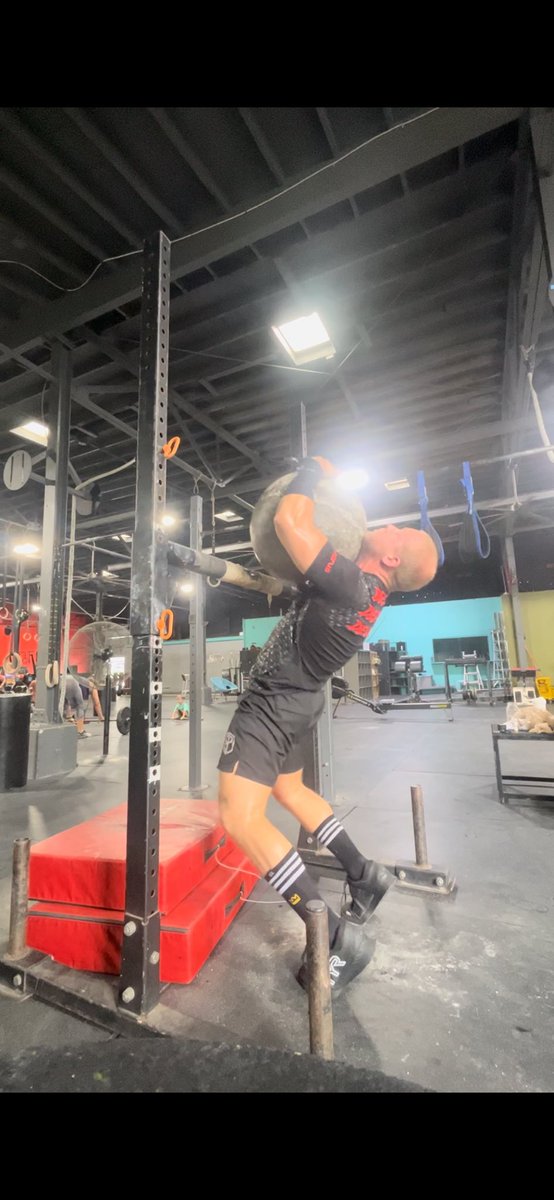 StevenMCoyne's tweet image. More #stonelifting things:  you can lift stones (or anything) so much higher than you think with patience.
~ a year apart , easily clearing 10 more inches by simply finishing the triple extension 
#strongmantraining #strongman #atlasstones
