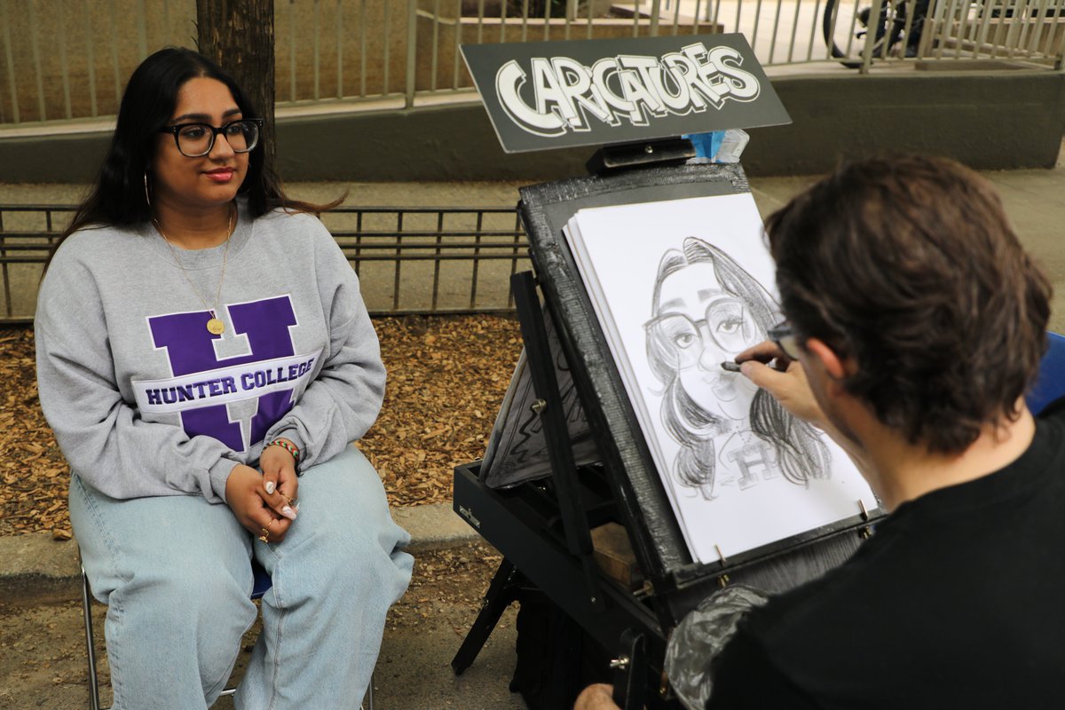 Our @Hunter_College students work hard all year round, both in and out of the classroom. It was great to see them unwind and have fun at our #FinalFever Street Fair, marking the end of the semester before finals week. We're almost there, Hawks - keep at it!