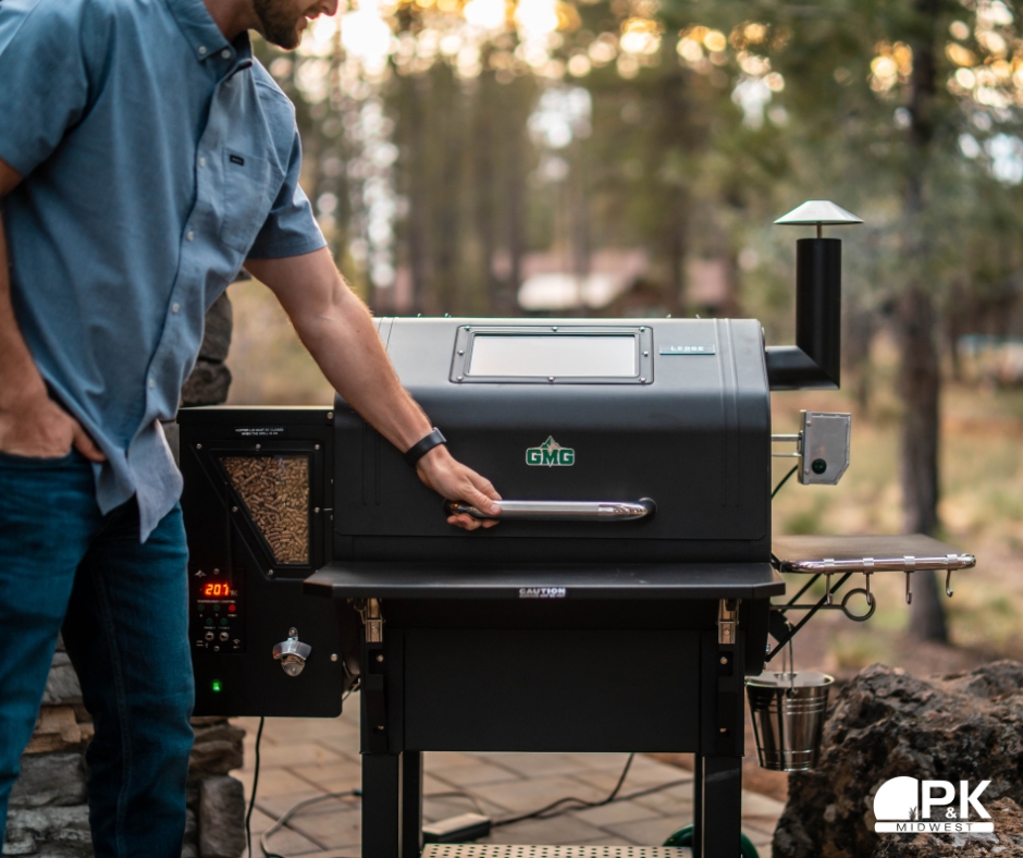 PKMidwest's tweet photo. Fire up those grills because it's National BBQ Day! 🔥☀️ Get ready to sizzle this summer with a Green Mountain Grill! Whether you're a seasoned pitmaster or a backyard BBQ enthusiast, we've got the perfect grill to elevate your outdoor cooking game. Let's get grillin'! https://t.co/78JcIIdDJH