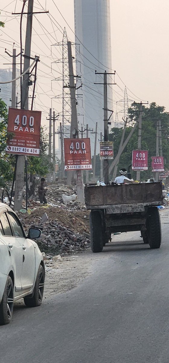 MeraGurgaon's tweet image. तथाकथित स्मार्ट सिटी जुमला, गुरुग्राम गोल्फ कोर्स एक्सटेंशन रोड भाजपा सरकार की विफलता का एक उदाहरण है

@NayabSainiBJP @cmohry @MunCorpGurugram @DC_Gurugram @OfficialGMDA @LtGovDelhi @BJP4Haryana @Rao_InderjitS @narendramodi @AmitShah @nishantyadavIAS @sudhirsinglabjp ##ModiLies