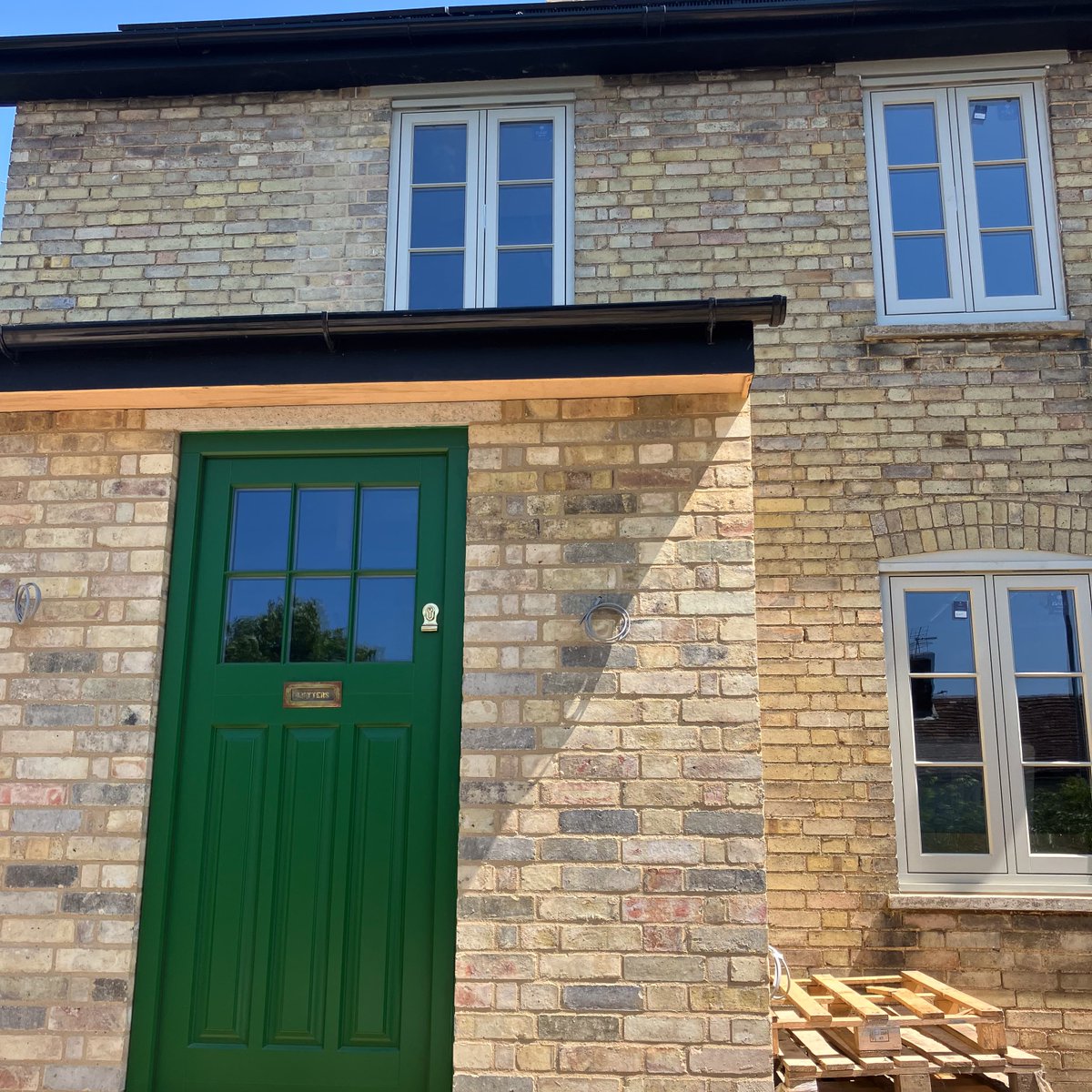 Windows and door installation means the property has reached a crucial stage; it's watertight! 🙌

#dalejoinery #timberwindowsanddoors #timberwindows #frenchdoors #newbuildhome