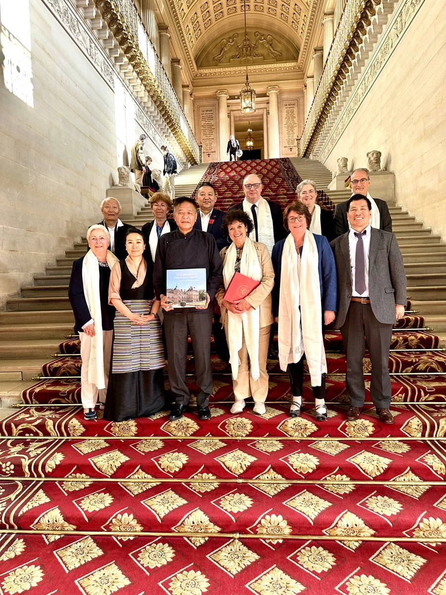 Yesterday, a Tibetan delegation led by the Honourable Sikyong Penpa Tsering has been invited to the French Senate for two hours long meeting on Tibet, which has unfolded in a very friendly atmosphere. The meeting was concluded with a group photo on stair of honour in Senate.
