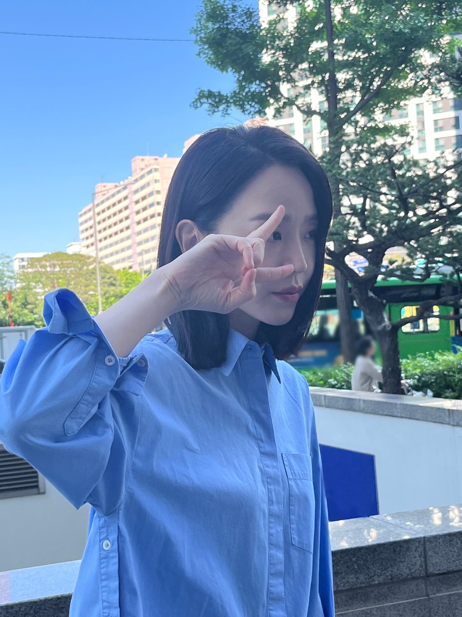 [📸] #데일리엔캠 여친짤 제조기 시녜선 오늘도 열일했다… #그녀가_해냈다 📸 #신혜선 #ShinHaeSun