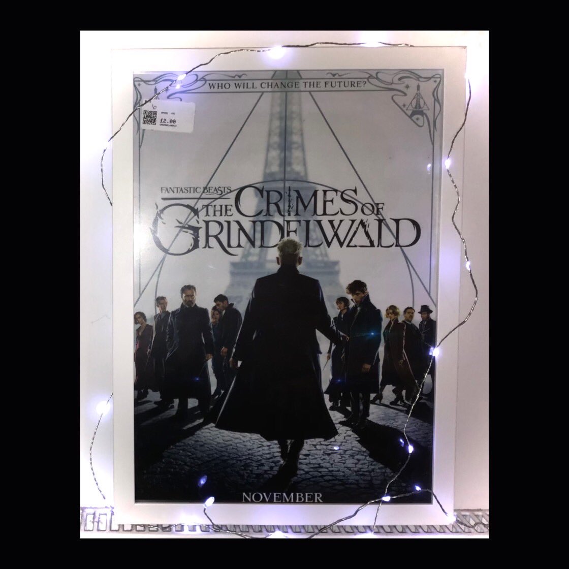 Spotted this framed #FantasticBeasts poster in a charity shop recently! 👀✨

~Had another bid on my Bookmark in the #BookmarkProject auction! 
4 days left! jumblebee.co.uk/auction/detail… ✨

#DhekeliaDesigns #HarryPotter #Thrifting #Charity #CharityShop #Auction