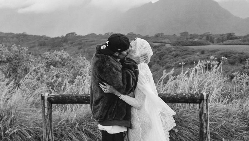 “Justin e Hailey non vedono l'ora di avere finalmente una famiglia tutta loro. Sono entusiasti di avvicinarsi, imparare insieme e condividere questa bellissima esperienza tra loro.” -fonte a ET online.