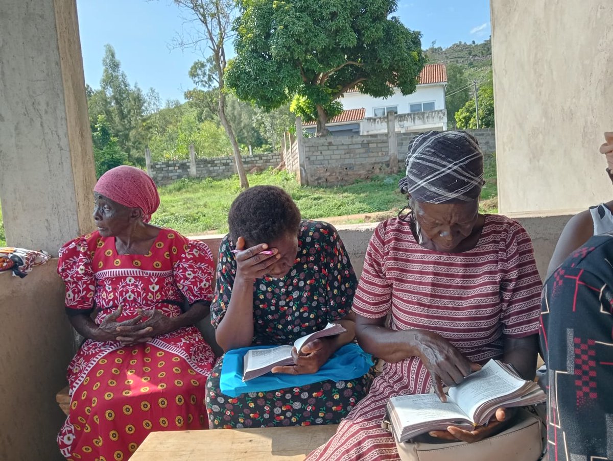 Our #VoiceOfChange asset management training curriculum starts by asking widows a vital question. What assets do you have?
This question allows #NyanamWidows to individually reflect on the different wealth they own. Using the biblical story of the Proverbs 31 woman(verses 15-17),