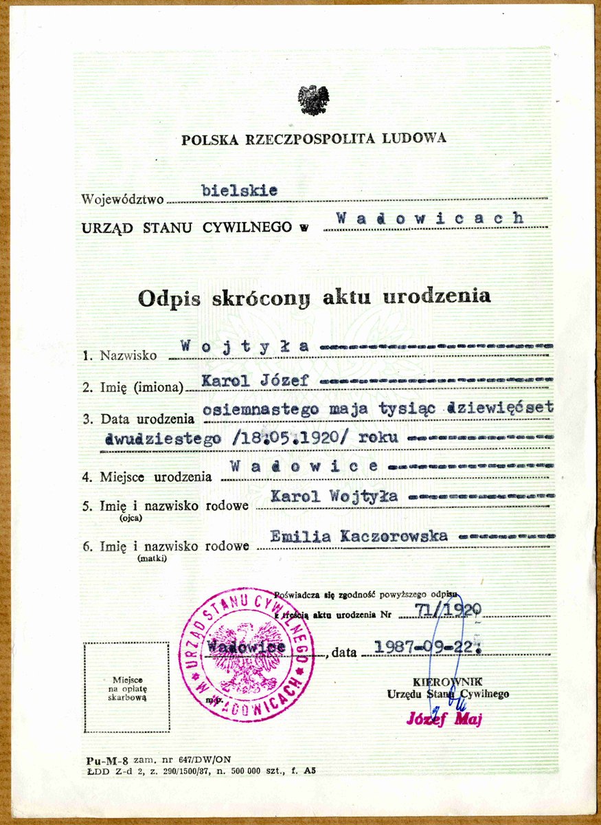 18 V 1920 - w Wadowicach urodził się Karol Wojtyła - od 16 X 1978 papież Jan Paweł II. Odpis aktu wystawiony na prośbę jednego z włoskich uniwersytetów, nie został wysłany, przechowywany w Archiwum MSZ.