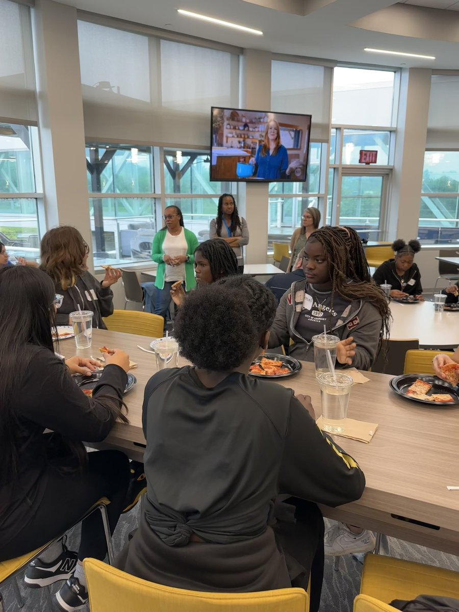 Northview AVID tweet media