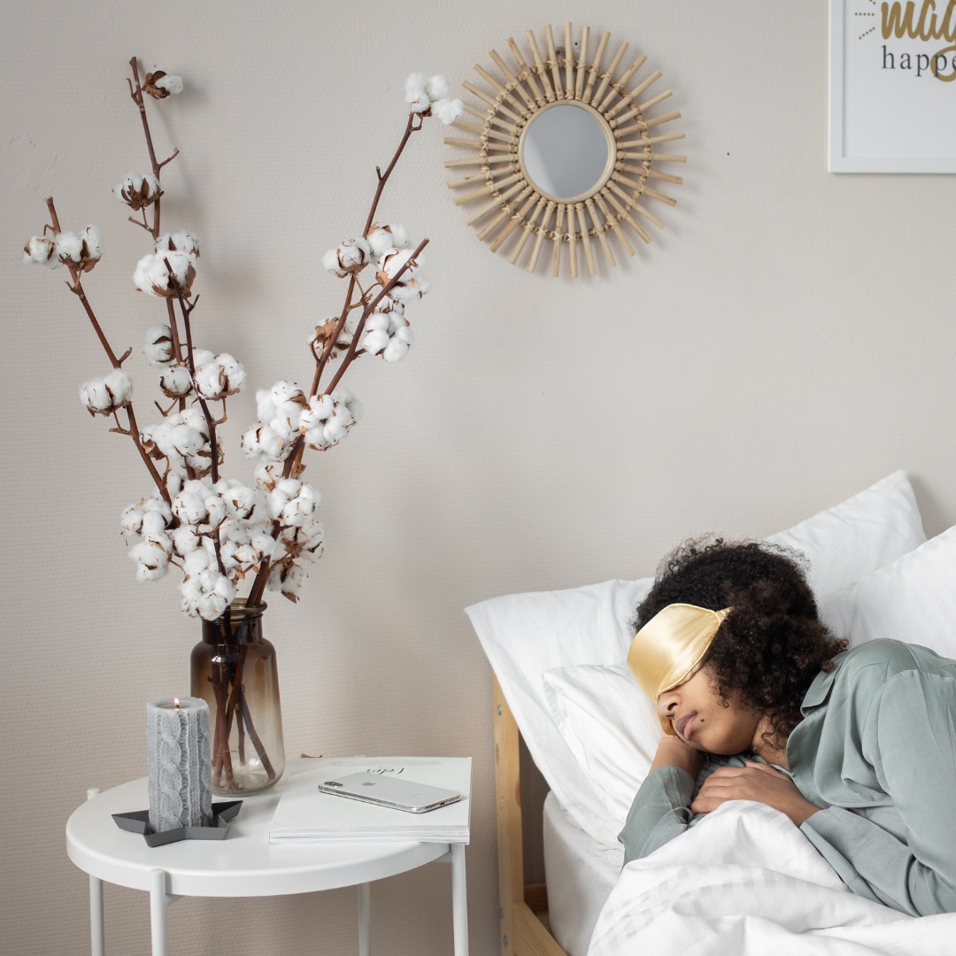 Did you know? 🌞

Your body's internal clock, or circadian rhythm, is largely influenced by light exposure, with sunlight playing the most pivotal role. To help regulate your natural sleep-wake cycle, make an effort to soak up some daylight. Whether it's stepping outside or si...