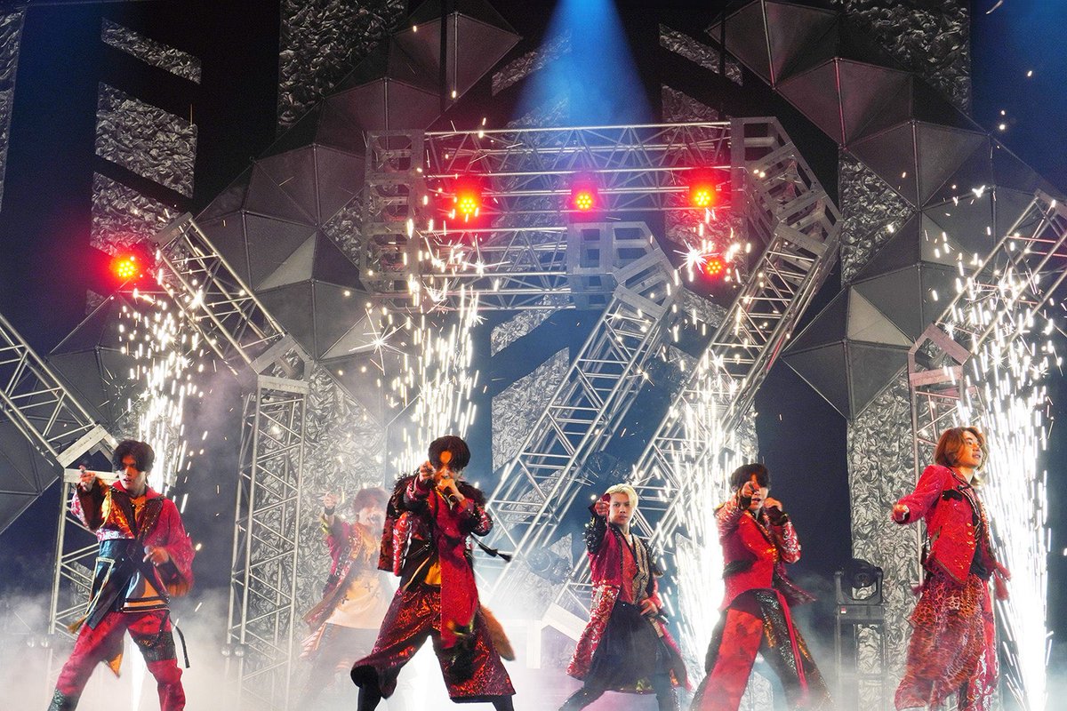 modelpress's tweet photo. 7 MEN 侍、特番で新曲初披露🎶
グループ初の試み・リハーサル裏側も公開🎤

🔻写真多数・メンバー6人コメント⚔️
https://t.co/ZbCI1PmBLL

新曲🎸
「ライブの1曲目にやれる」
「疾走感とワクワクする高揚感」
「パフォーマンスに一緒に参加できる曲」

#7MEN侍 #セブンメンサムライ #7MEN侍__やります https://t.co/kC0UmxfTu7