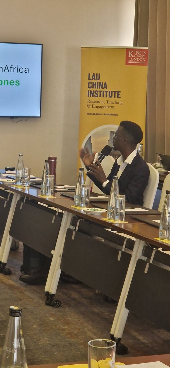 Jambo Uganda🇺🇬 We are being represented by our very own Paul Kyeyune at a workshop organised by @KingsCollegeLon @lauchinainst and @BishopStuartUni on the successes, opportunities and challenges related to China associated economic development zones.