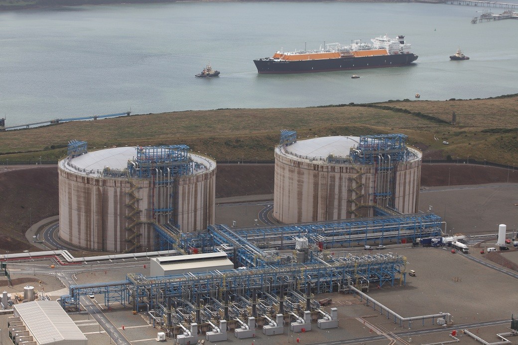 The UK’s Dragon #LNG terminal in Milford Haven has invited market participants to express an interest in capacity at the facility from September 2029. #lngprime lngprime.com/europe/uks-dra…