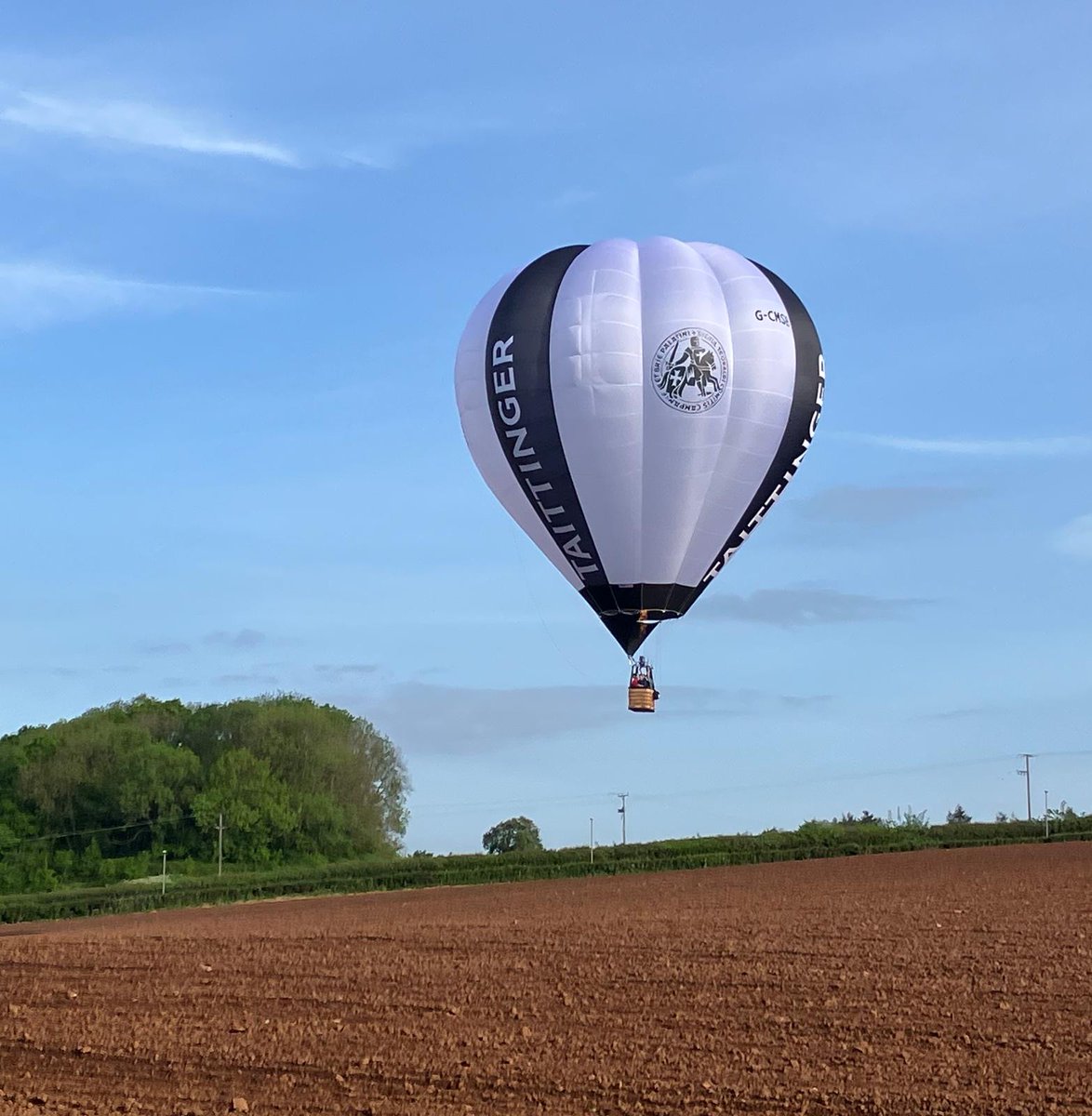 We were very excited to launch the brand new Champagne Taittinger hot air balloon this morning. Beautiful skies and stunning views, here’s to another 10 years of glorious flights! #ChampagneTaittinger #WhatsHatching