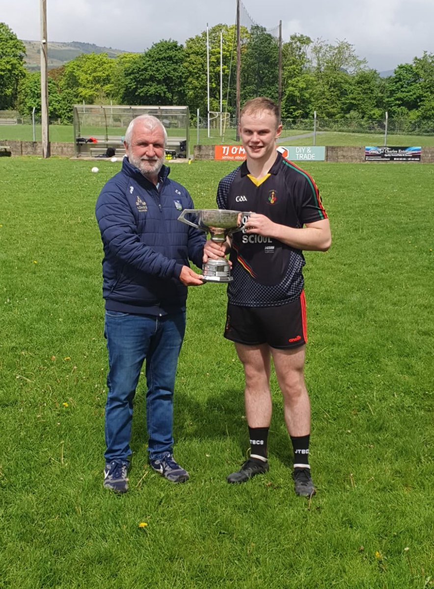 Congratulations to JTBCS Hospital who recently won the Limerick Post Primary Schools Senior C Football Championship Final by defeating Glenstal Abbey by 2-11 to 1-05 Limerick Post Primary Schools officer Éamonn Phelan presenting the Cup to captain of JTBCS Hospital Fionnán Leahy