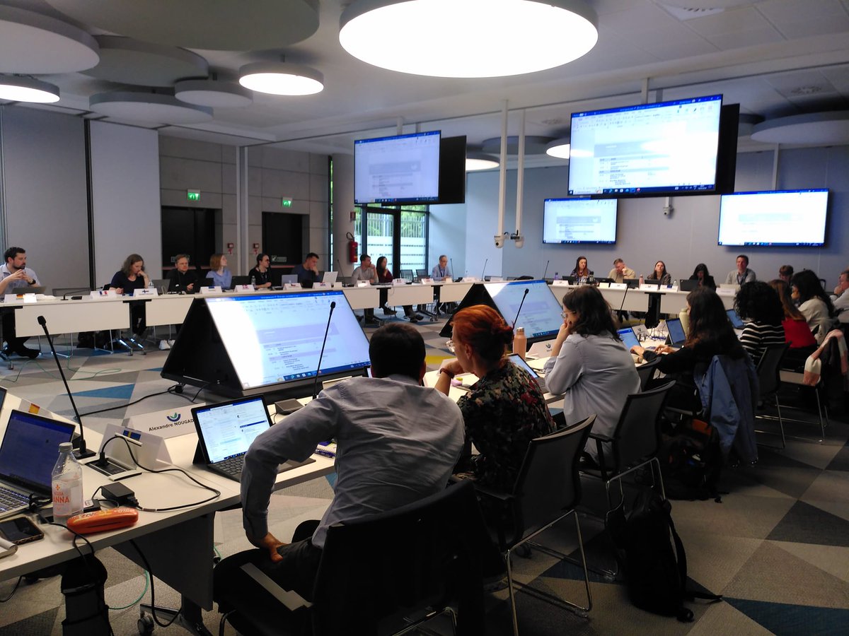 Day2 of #PlantPests #SurveillanceNetwork 

After the visit to the demarcated area, participants are doing a practical exercise to define the #surveyStrategy 

#plantsurveillance