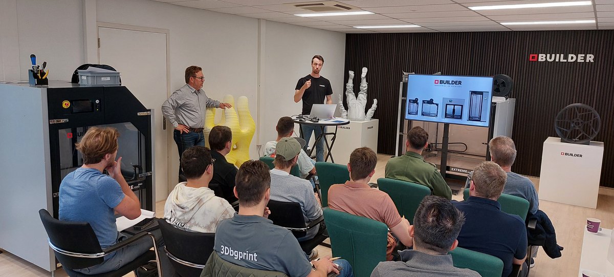 builder3Dprint's tweet image. The technical part of the reseller training has started. We start with a presentation about our products and the technical details, followed by a hands-on training on how to install, maintain and repair our large format 3D printers. #builder3dprinters #3dprinting #training