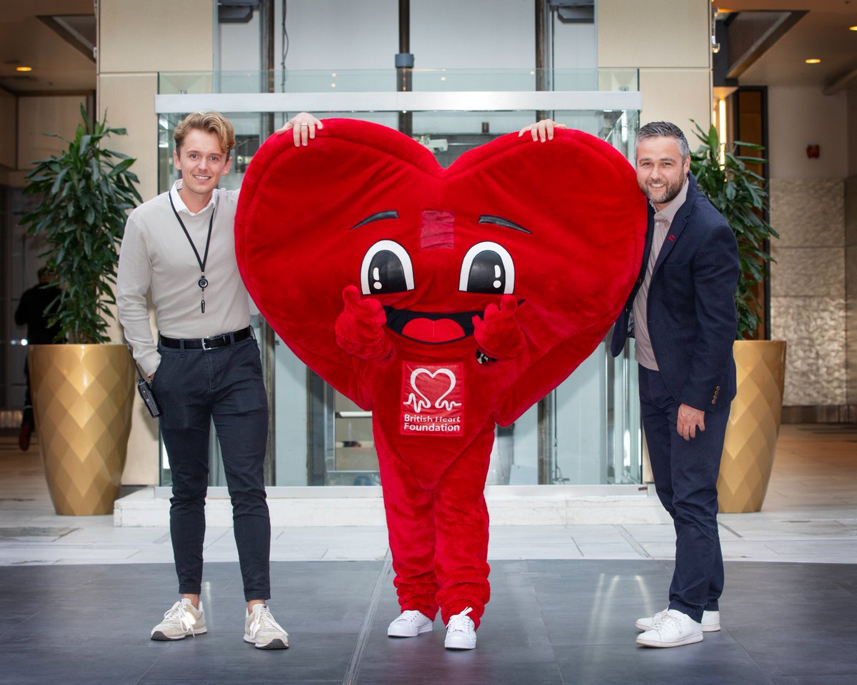 We are delighted that Livingston Designer Outlet has chosen the British Heart Foundation as its charity partner. At the heart of this partnership lies a personal connection. Retail Manager, James Julian is the proud grandson of Professor Desmond Julian, a distinguished British