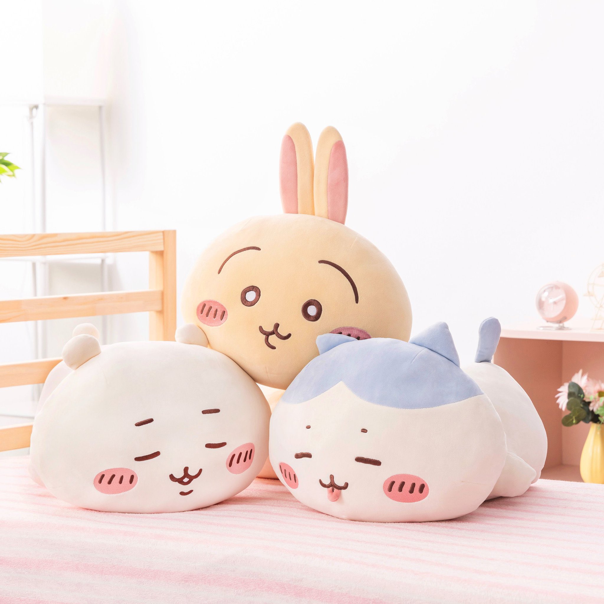 ちいかわ - マシュマロみたいな寝そべり抱きぬいぐるみ2個セット ちいかわ マシュマロみたいな寝そべり抱きぬいぐるみ（ねむねむ