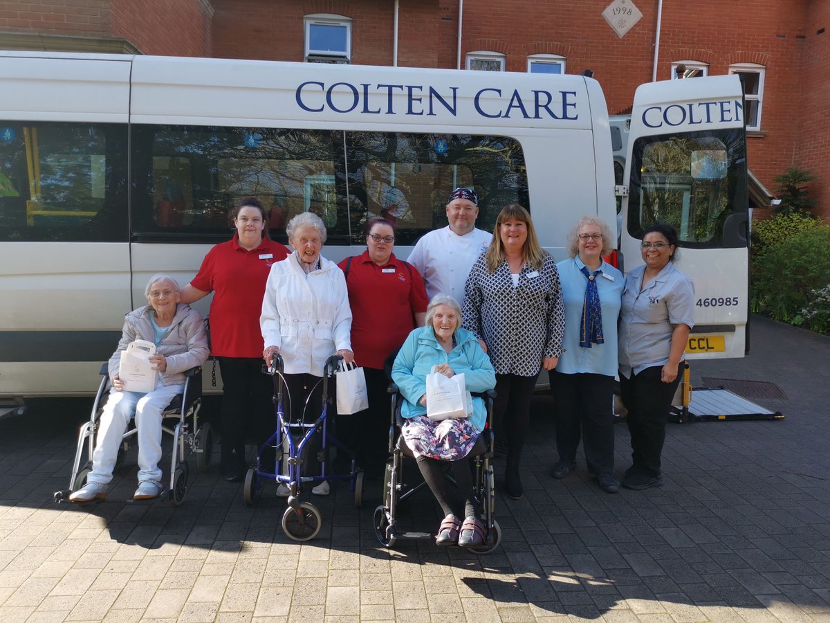 Residents of a Poole care home prepared and hand delivered 30 packed lunches to help families facing food poverty in the Dorset town. Read the full story in this week's Caring UK Weekly. Subscribe at caring-uk.co.uk 
#care #news #caring #carers #carehome