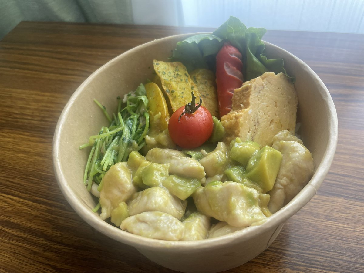 i_irushimu's tweet image. 今日はお弁当区役所販売♪

なんと！？今日は新弁当を追加で販売しました🍱
見事に12時過ぎには完売♪買いに来てくれたお客様ありがとうございました😊
来週も木曜に守山区役所でお弁当を販売していますのでお気軽にお立ち寄りください🤲※新弁当の写真です！
＃就労継続支援
＃守山区役所