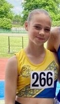 Well done to Bethany (8A) who competed at the Berkshire County Championships on the weekend and got into the finals for 75mH, 100m and 200m!👏👏 Bethany got a PB in the 75mH, 200m heats and then again in the 200m final - well done!