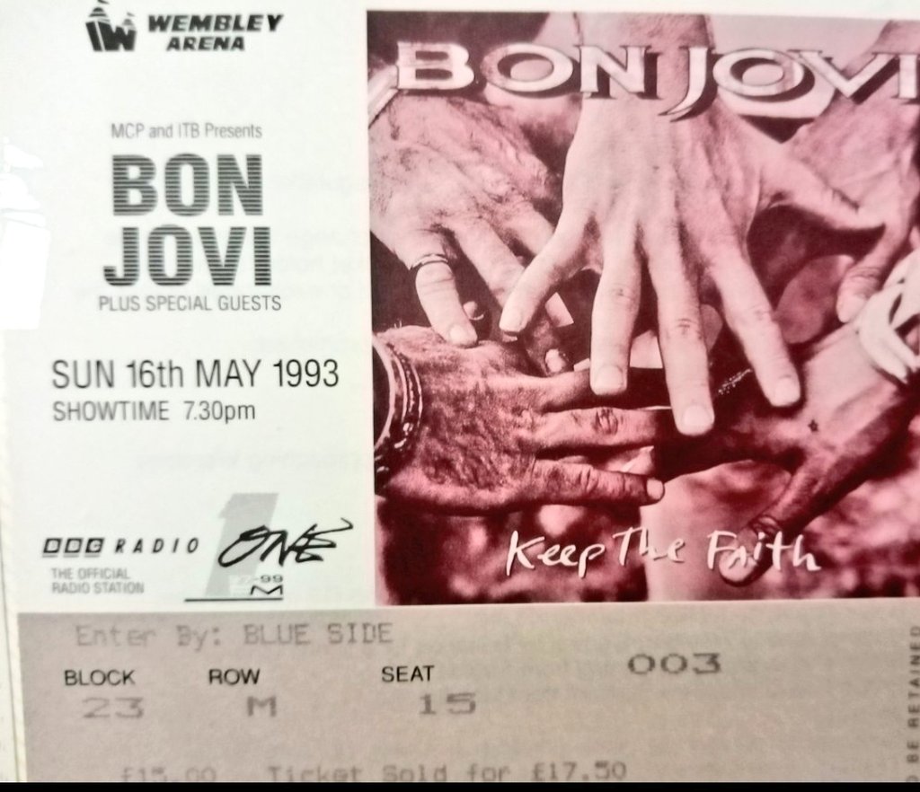 On this day back in 1993 seeing @BonJovi at Wembley Arena 🇬🇧 on the Keep The Faith tour. Supported by Rockhead. Both bands had a song Bed Of Roses on their albums released at the time. @mitchlafon @RockTheseTweets @WembleyArchive @BerserkerBill @marillion073 @TheDuckLR @TTFTPR