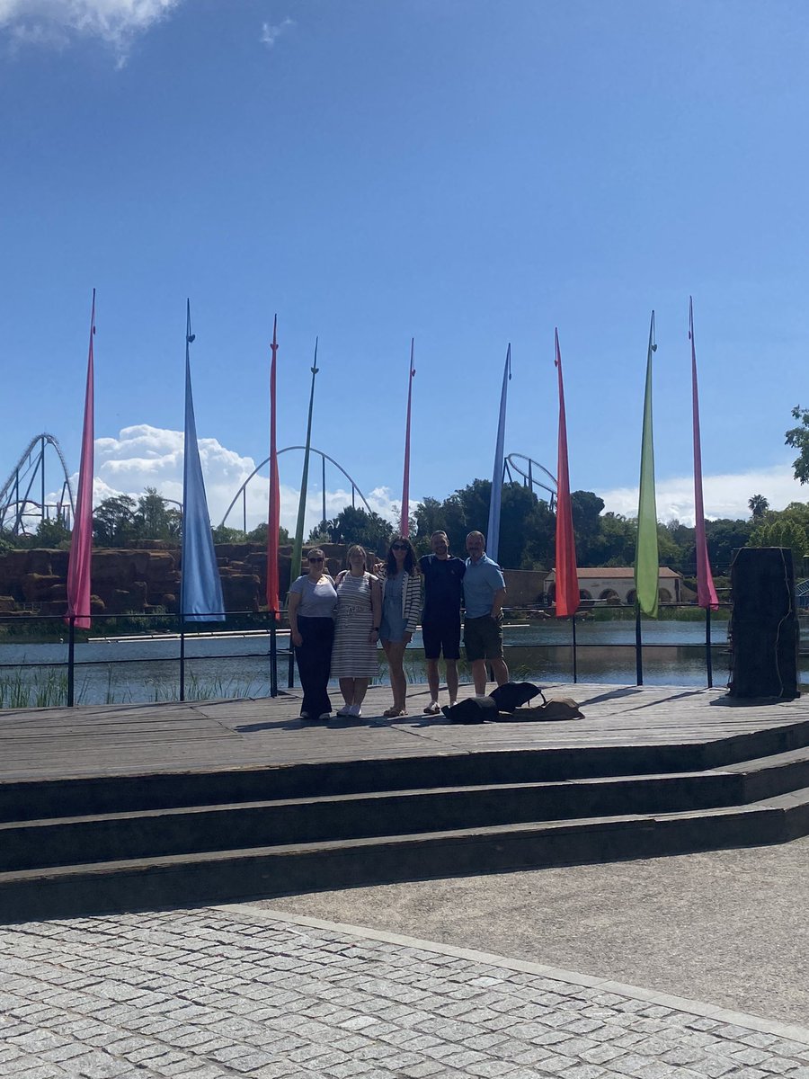 RhsModlangs's tweet image. Day at @PortAventura_UK @renfrew_high