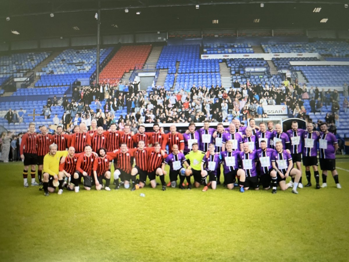 An excellent win for Calday Staff vs @HilbreHighSch staff last night at Prenton Park all in aid of Macmillan Cancer research. 
Thanks to everyone who came along and cheered us on. 
Final score Calday 4 - Hilbre 2 
Goals : Hayes 2, Jones & Broadhurst
#charity #winners