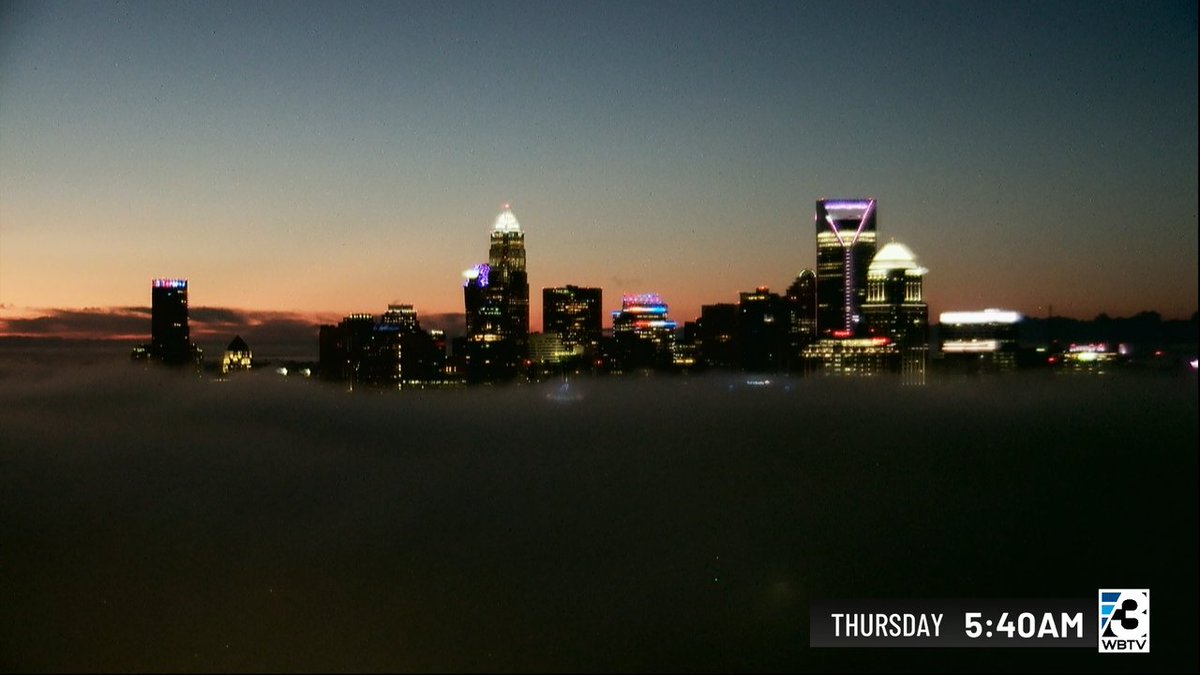 Whoa...eerie start to our Thursday! Clear skies above the @cltskyline, dense fog & low clouds at street level! Fog will burn off, MUCH better day on the way! @marykingtv @alexgilesnews @erikahammond @nwsgsp #NCwx #SCwx #CLTwx