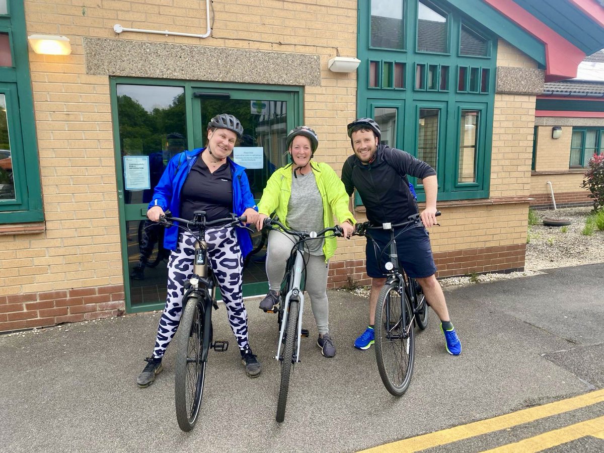 Birley’s gone biking! 
🚴🏻‍♀️ 🚴🏻 🚴🏼‍♂️ 
So proud of the team at our GP practice enabling staff to bike to work😀

Thanks to @WeAreCyclingUK for ebike loans, and @DoingRBit1 for the new sustainable bike shed!👇 

@CycleSheffield @movemoresheff @GreenerPractice @STHActiveTravel