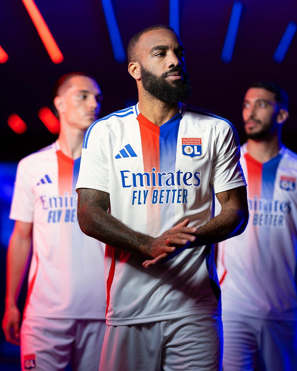 This is the new adidas Olympique Lyonnais 24/25 Home shirt.

Read more: footballshirtculture.com/new-kits/olymp…

#OlympiqueLyonnais #OlympiqueLyon #adidasfootball #footballshirt #soccerjersey #football #soccer #newkits #adidas