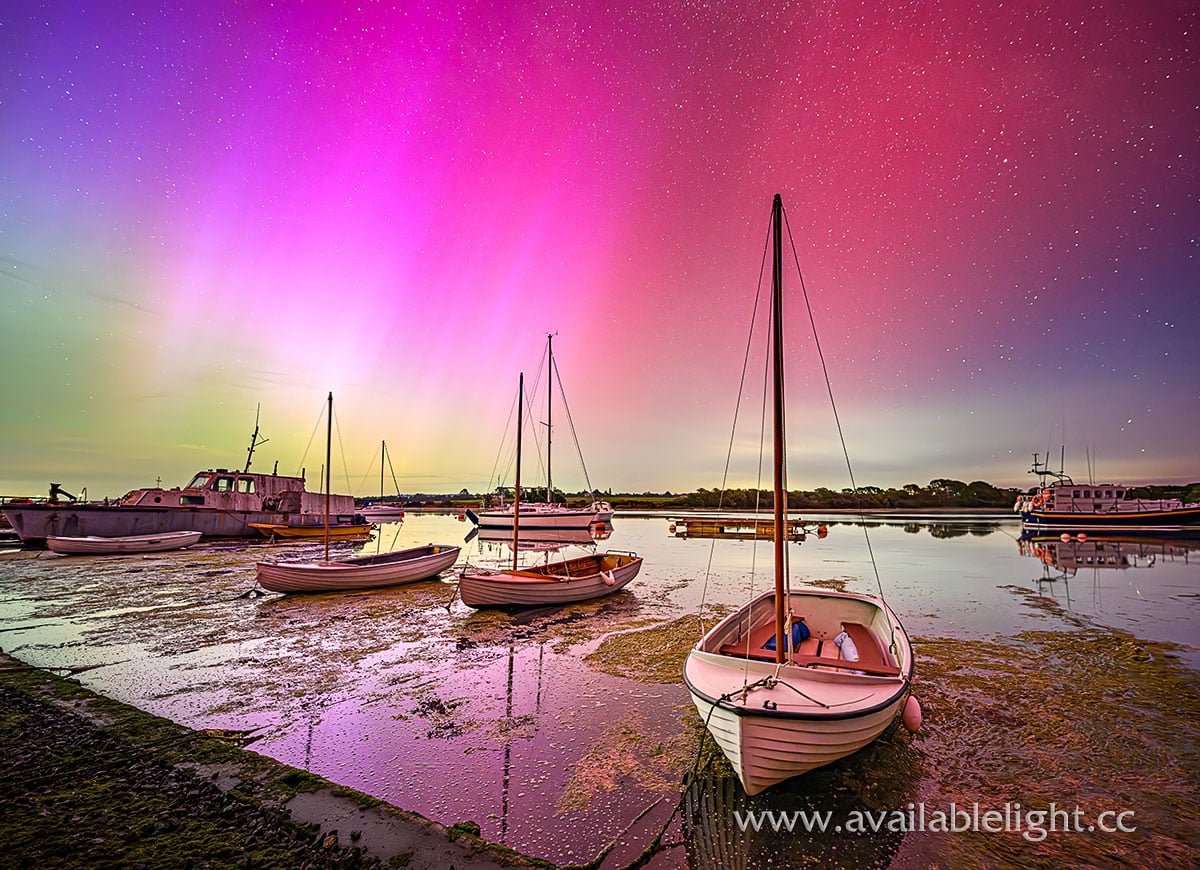 Shalfleet on the Isle of Wight bathed in Aurora loveliness 😊
