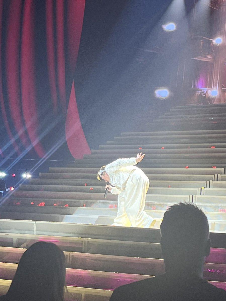 AlexB_25_Paris's tweet photo. If you know you know ❤️ HUAL ❤️ Manchesterrrrrrr #Manchester #thatters #GBarmy #TTarmy #takethatfrencharmy #thislifeontour @takethat @GaryBarlow @OfficialMarkO 📷by me. See you soon ! https://t.co/5XQ3iOb7OB