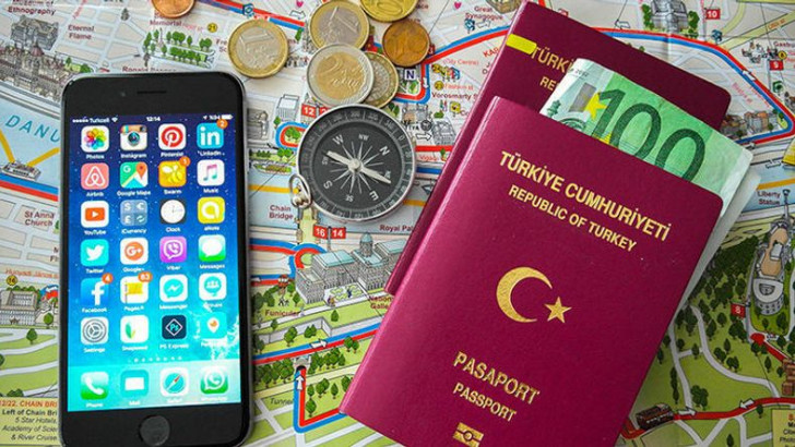 🔴Yeni düzenleme yapıldı Yurt dışından gelen yolcuların gümrük vergisi ödense bile ikinci bir telefon Türkiye'ye alınmayacak! 2. telefona gümrükte el konulacak ve yolcu yeniden yurt dışına çıktığında iade edilecek. #usaturknews #yurtdışı #telefon #sondakika #gümrük #seyahat