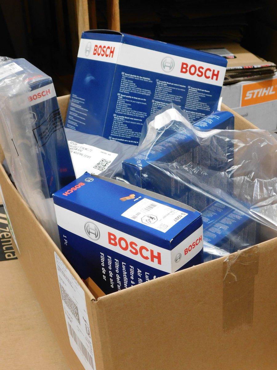fosautoparts's tweet image. Some Bosch filters going out today in our shop.fosautoparts.co.uk ebay.co.uk/str/FoS-Autopa… service kits 😃.

#fosautoparts #Bosch #servicekit