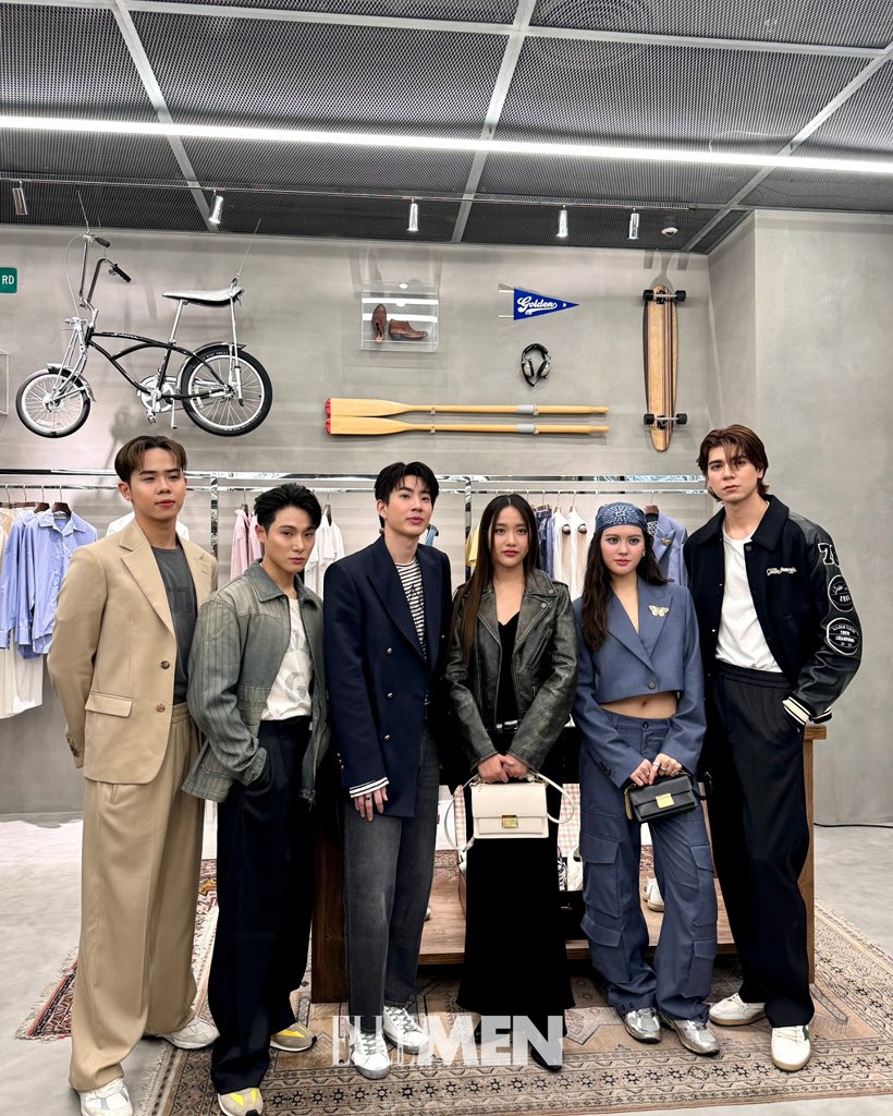 ElleMenThailand's tweet image. เหล่าเซเลบริตี้สุดฮอตที่งานเปิดตัวสโตร์ของ Golden Goose แบรนด์สนีกเกอร์สุดฮิตจากอิตาลี แห่งแรกอย่างเป็นทางการในประเทศไทย ณ ศูนย์การค้าเอ็มควอเทียร์ มาอวดไอเทมสุดเท่แบรนด์อิตาเลียนสุดเท่แบรนด์นี้
#GoldenGoose
#srchafreen
#OffJumpol
#ErwinATLAS
#MuonATLAS
#mintiraq
#jrjoonior