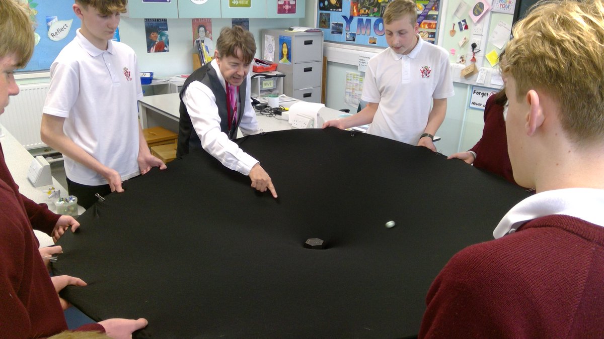 Saint Aidan's Sci tweet media