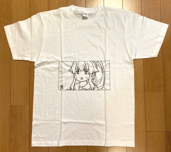 時を同じくして「びっくり由良Tシャツ」も届きました。まあ何と言うか普通の感じです(笑)。これもまた良いものができたなと思います。ちなみに線がぼやっとして見えたり荒く見えてるのはもともとそういう画像の為です。 