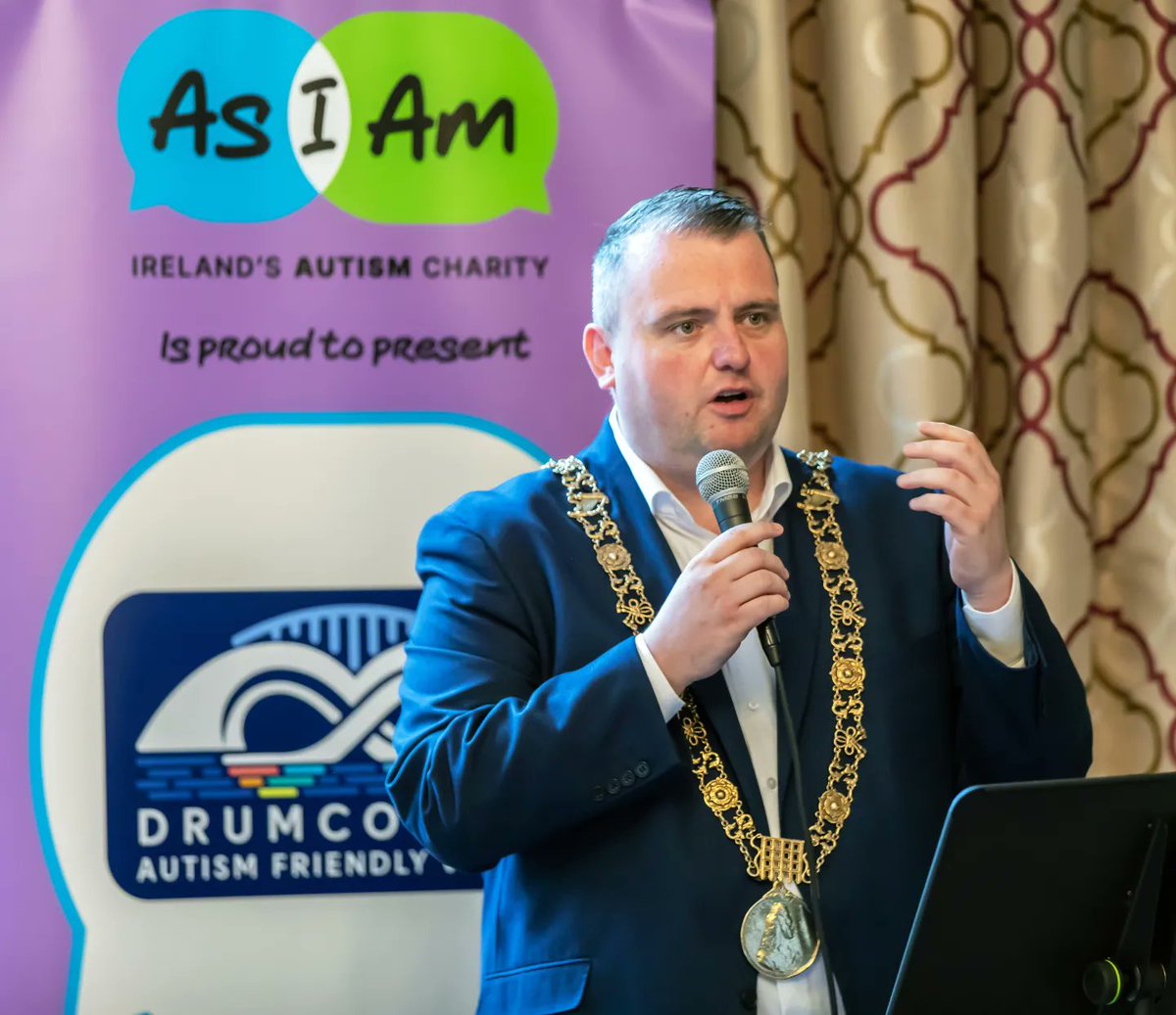 LordMayorDublin's tweet image. The Lord Mayor of Dublin, @daithideroiste, launched Drumcondra’s Autism-Friendly Village Campaign in the Skylon Hotel, alongside @AsIAmIreland CEO, Adam Harris.